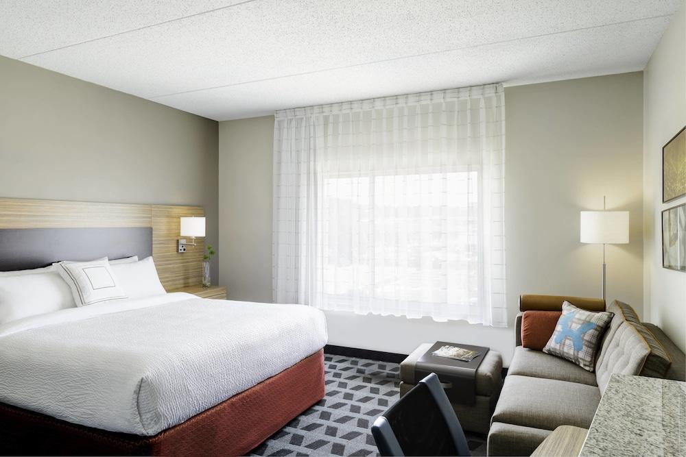 Towneplace Suites By Marriott Louisville Airport מראה חיצוני תמונה