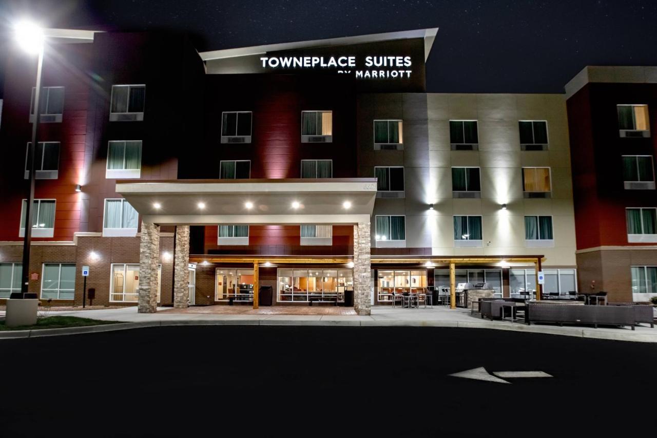 Towneplace Suites By Marriott Louisville Airport מראה חיצוני תמונה