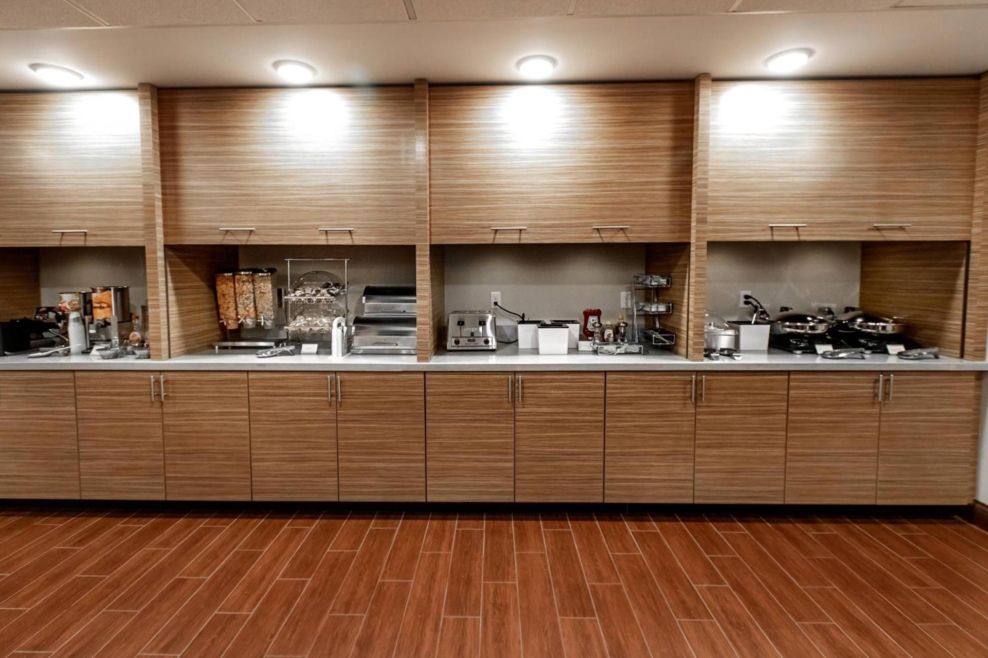 Towneplace Suites By Marriott Louisville Airport מראה חיצוני תמונה