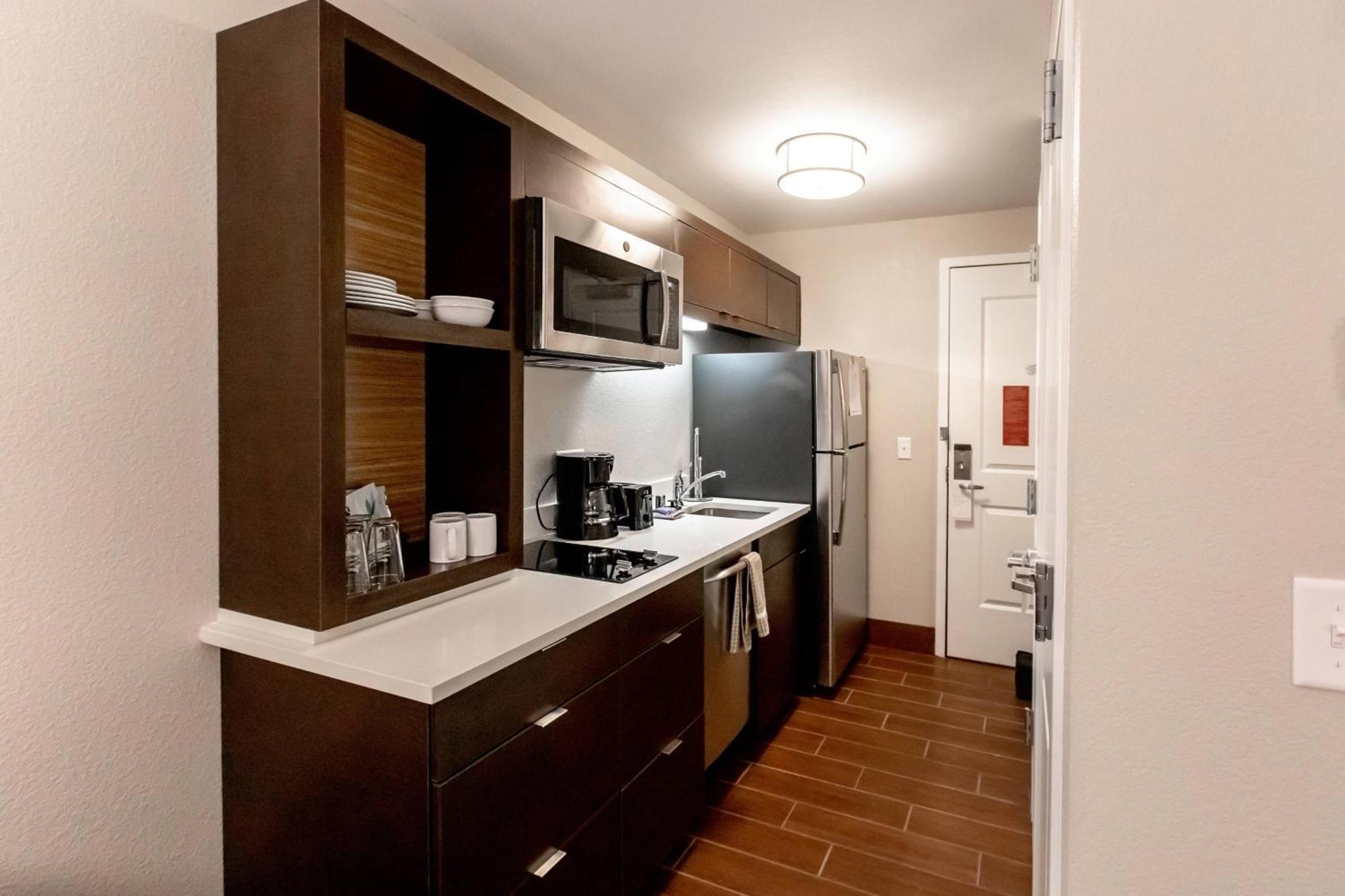 Towneplace Suites By Marriott Louisville Airport מראה חיצוני תמונה