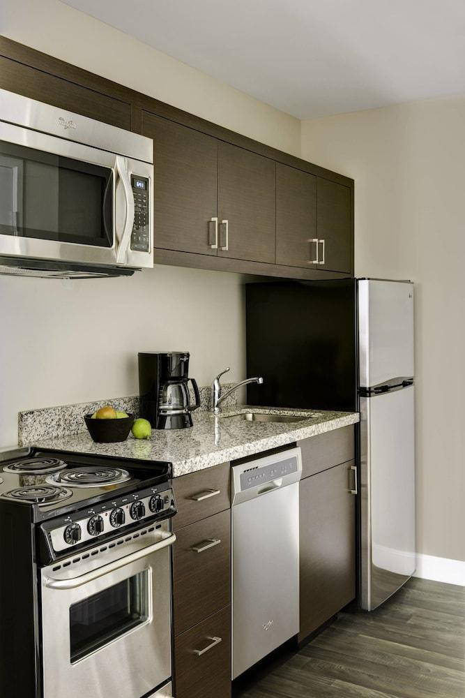 Towneplace Suites By Marriott Louisville Airport מראה חיצוני תמונה