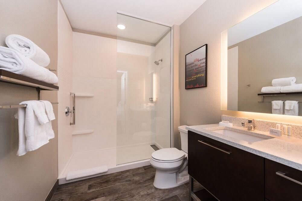 Towneplace Suites By Marriott Louisville Airport מראה חיצוני תמונה